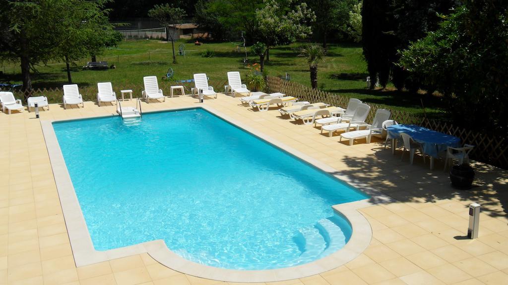サレルヌ Domaine De La Provenc'Aneヴィラ エクステリア 写真